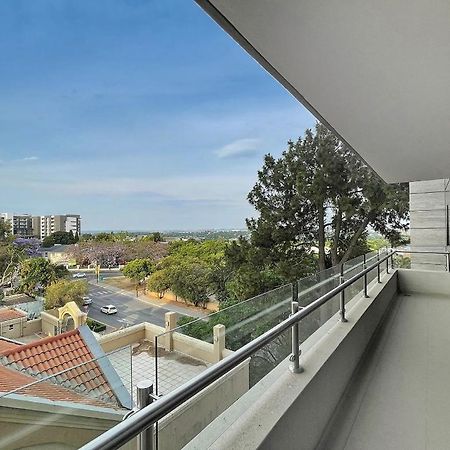 Masingita Towers Executive Suite Johannesburg Exterior photo