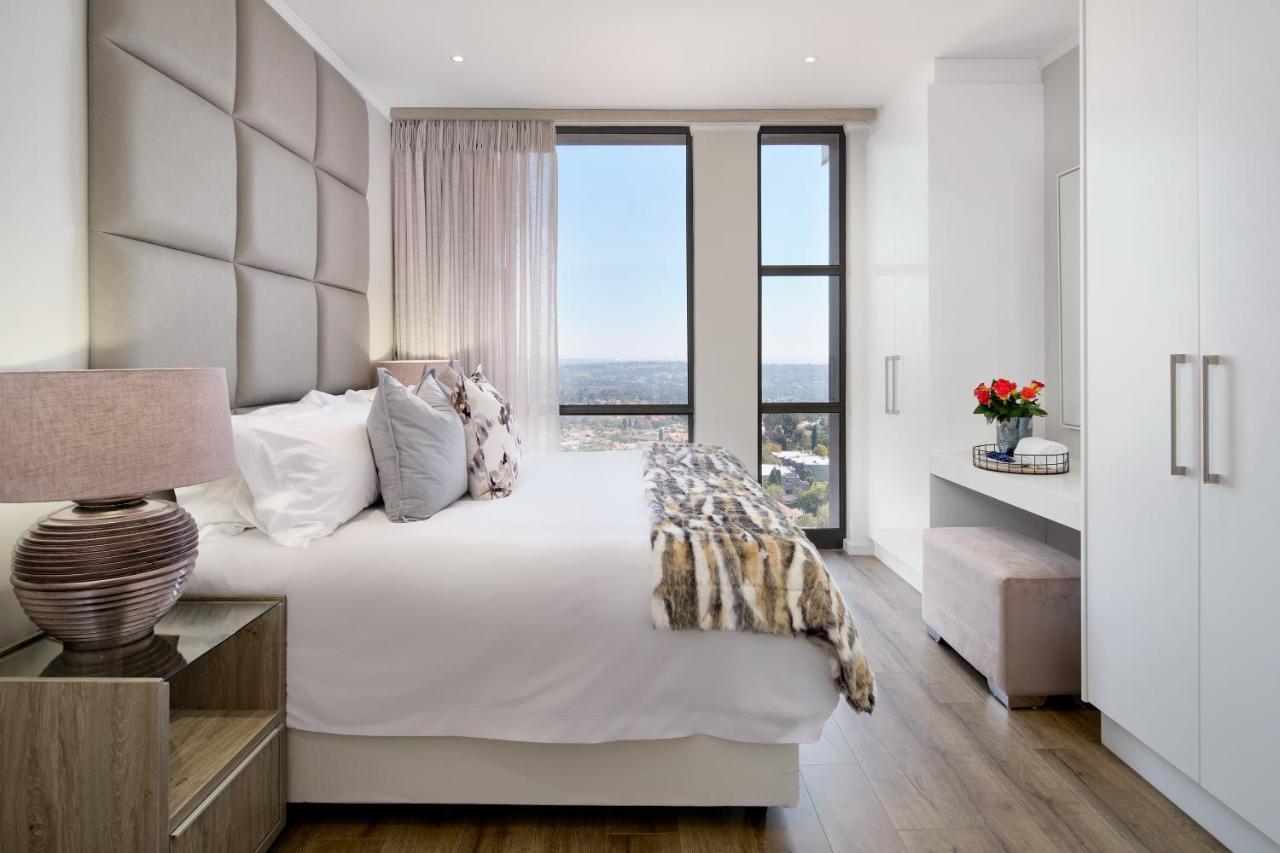 Masingita Towers Executive Suite Johannesburg Exterior photo